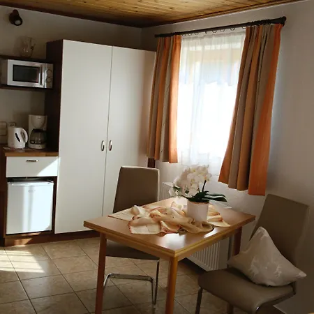 Egger Barbara Apartment *