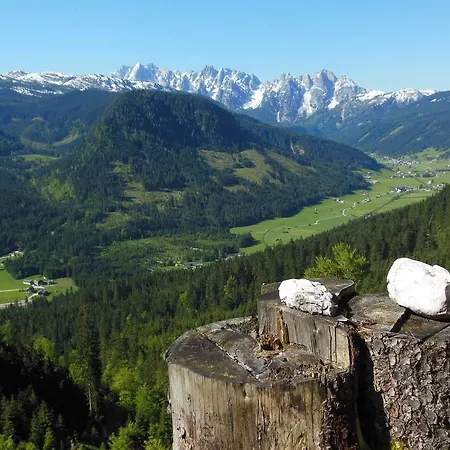 Egger Barbara * Gosau