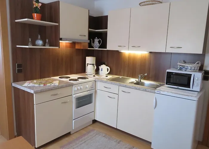 Egger Barbara * Gosau