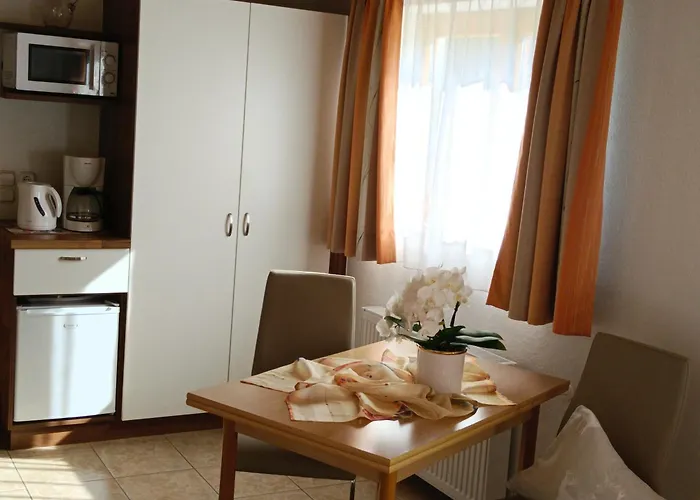 Egger Barbara Apartment *